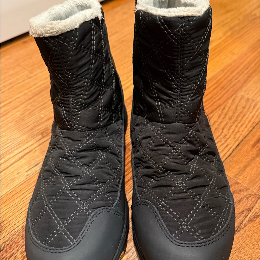 KEEN Women's Terradora 2 Wintry Pull on Insulated Waterproof Snow Boot- size 9 - Picture 5 of 7